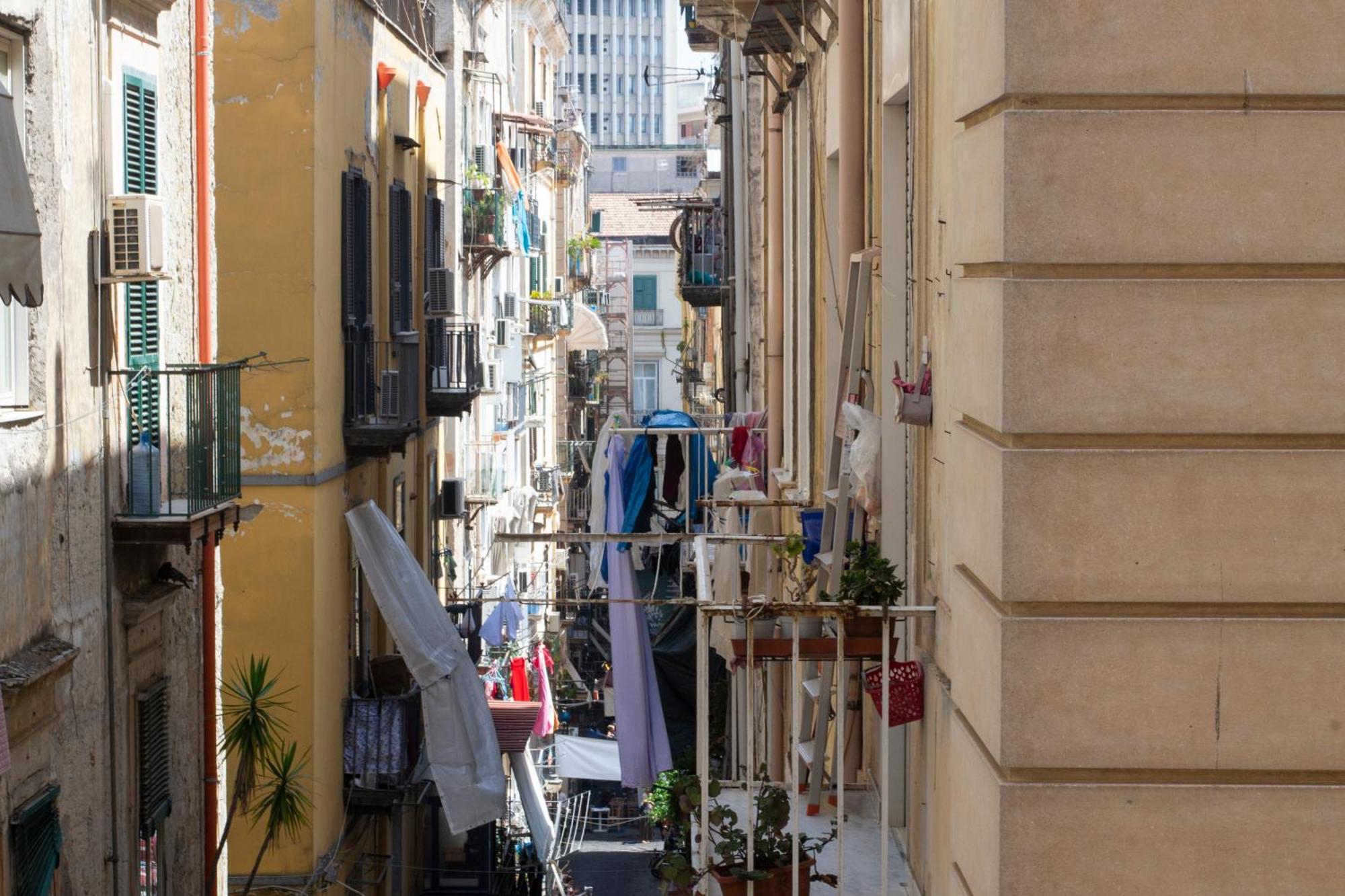 Il Vicoletto A Toledo Hotel Naples Exterior photo