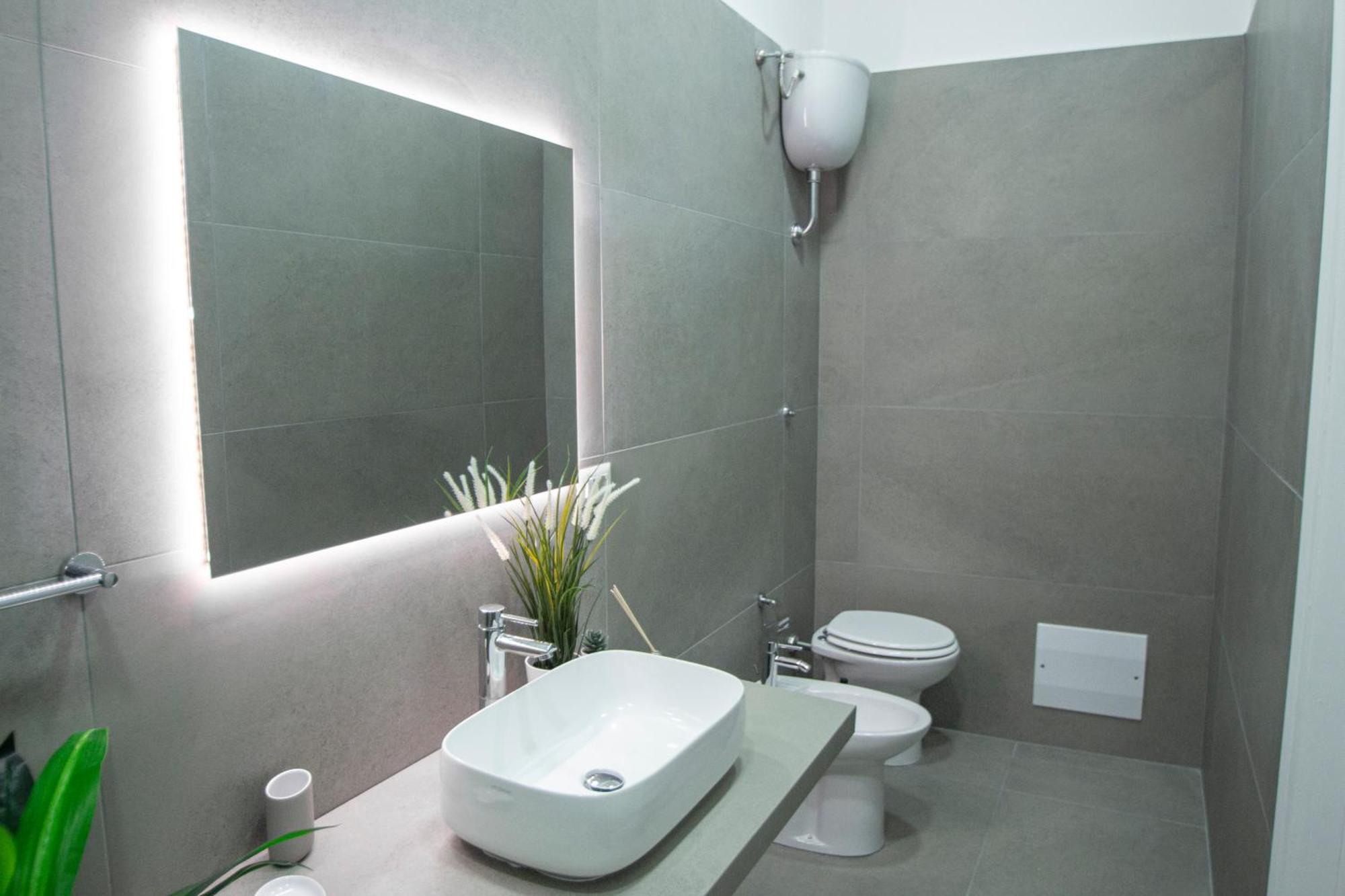 Il Vicoletto A Toledo Hotel Naples Exterior photo